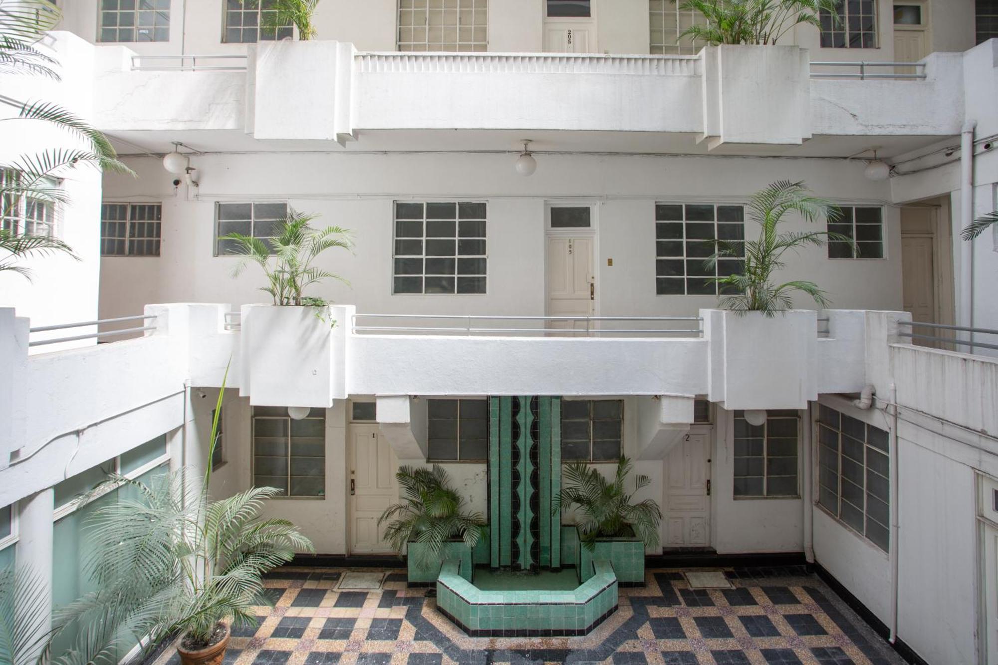 Edificio Art Deco En Roma Norte Città del Messico Esterno foto